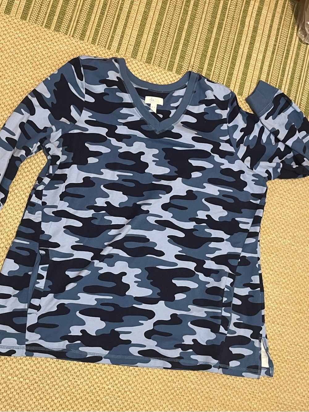 🫟2 FOR $10🫟 d&co Top